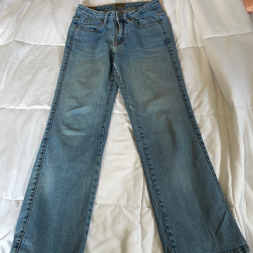 Aura Jeans from the women of wrangler size 6